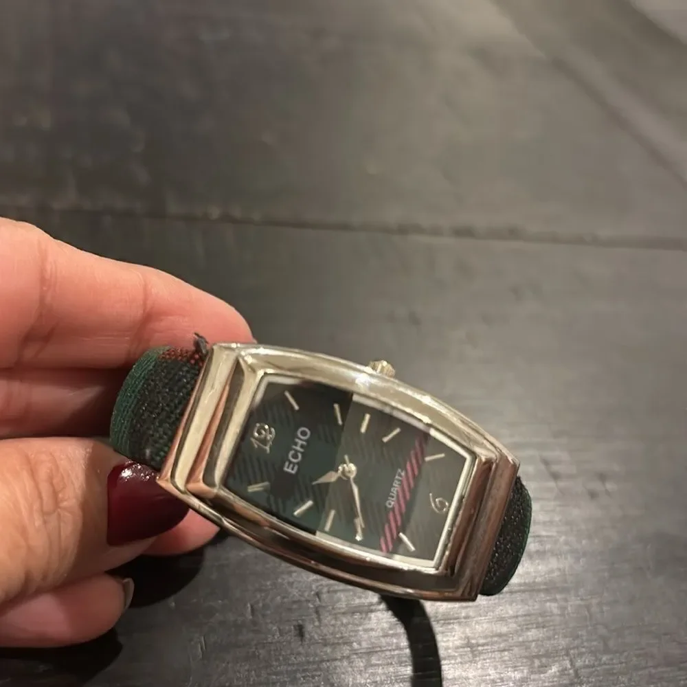 Echo Quartz Plaid Preppy Adjustable Hinged Bangle Watch WORKING